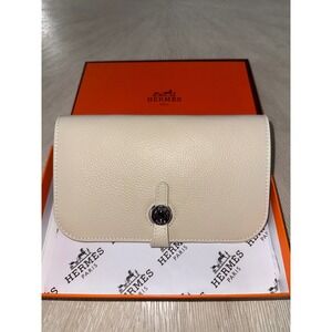 Hermes Dogon Compact Wallet Togo Leather Off-White Silver Hardware Pouch Box